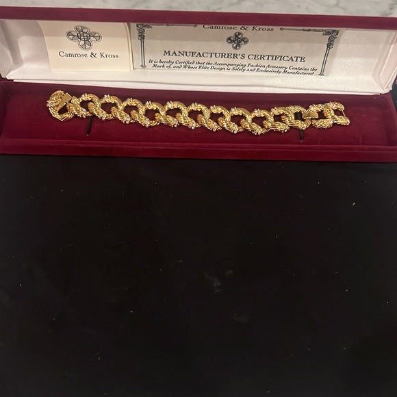NWT Camrose & Kross JBK gold tone Swarovski crystal link bracelet - Picture 4 of 4